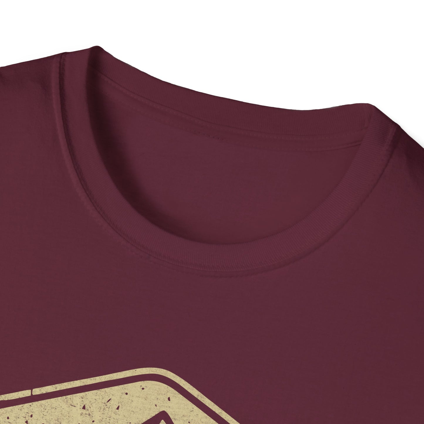 Adeventure Awaits outdoor V5 T-Shirt