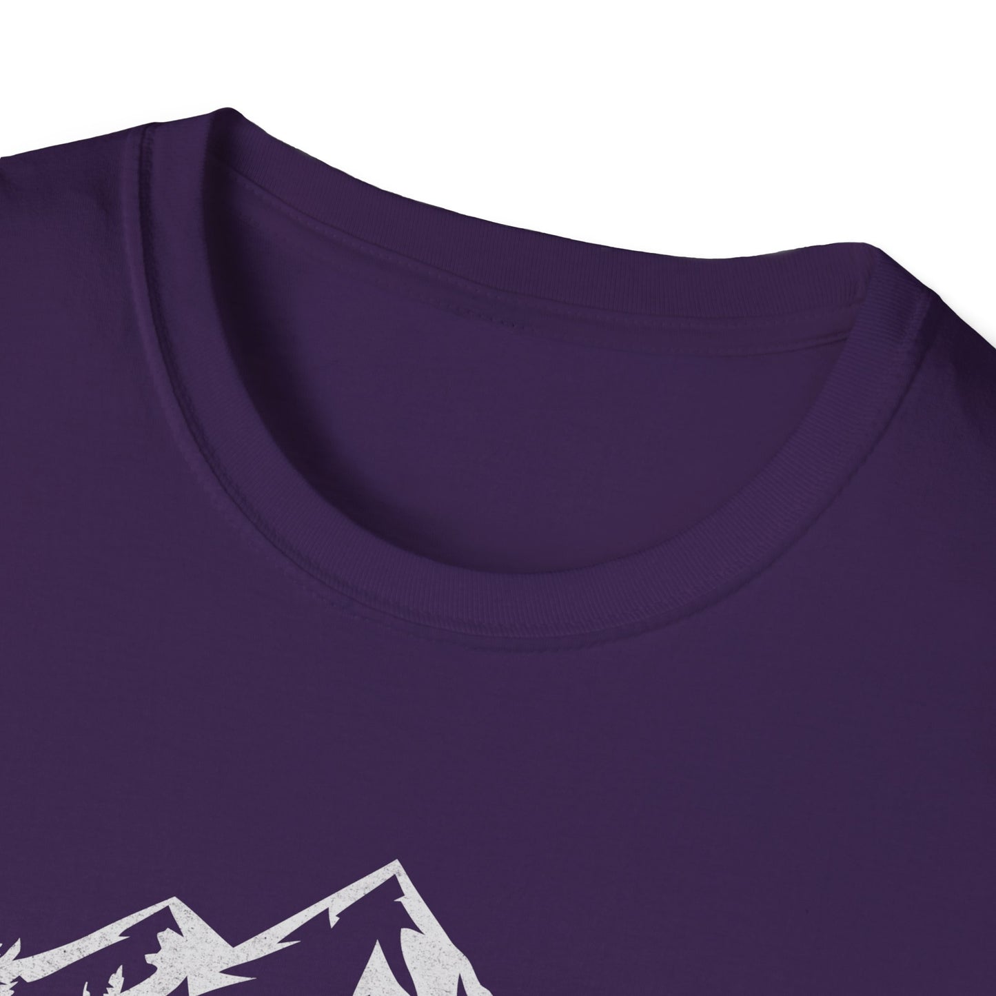 Mountains Art For outdoors hikers and nature lovers V1 T-Shirt