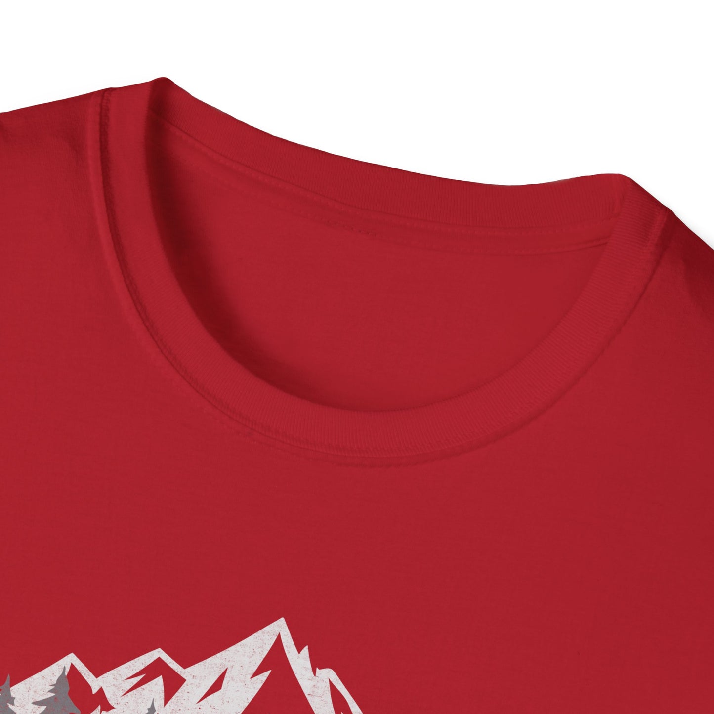 Mountains Art For outdoors hikers and nature lovers V2 T-Shirt