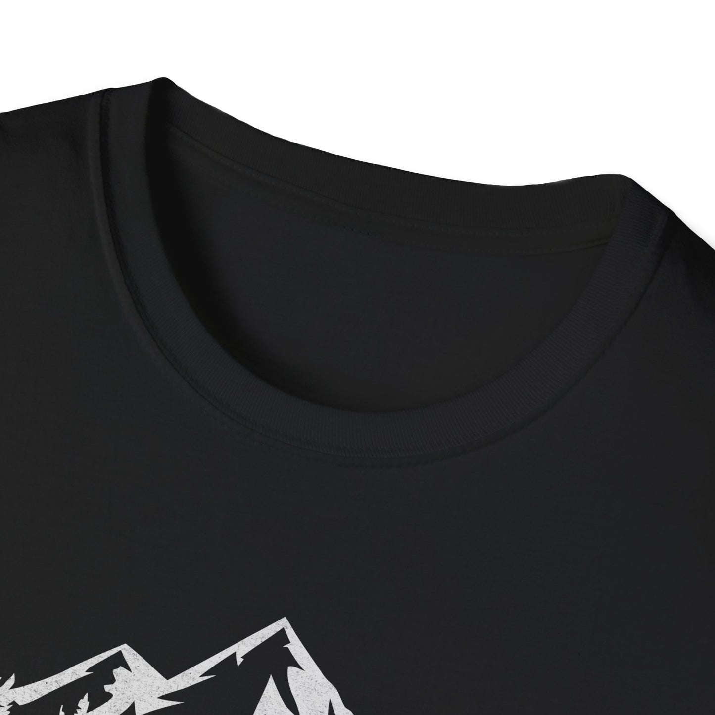Mountains Art For outdoors hikers and nature lovers V1 T-Shirt