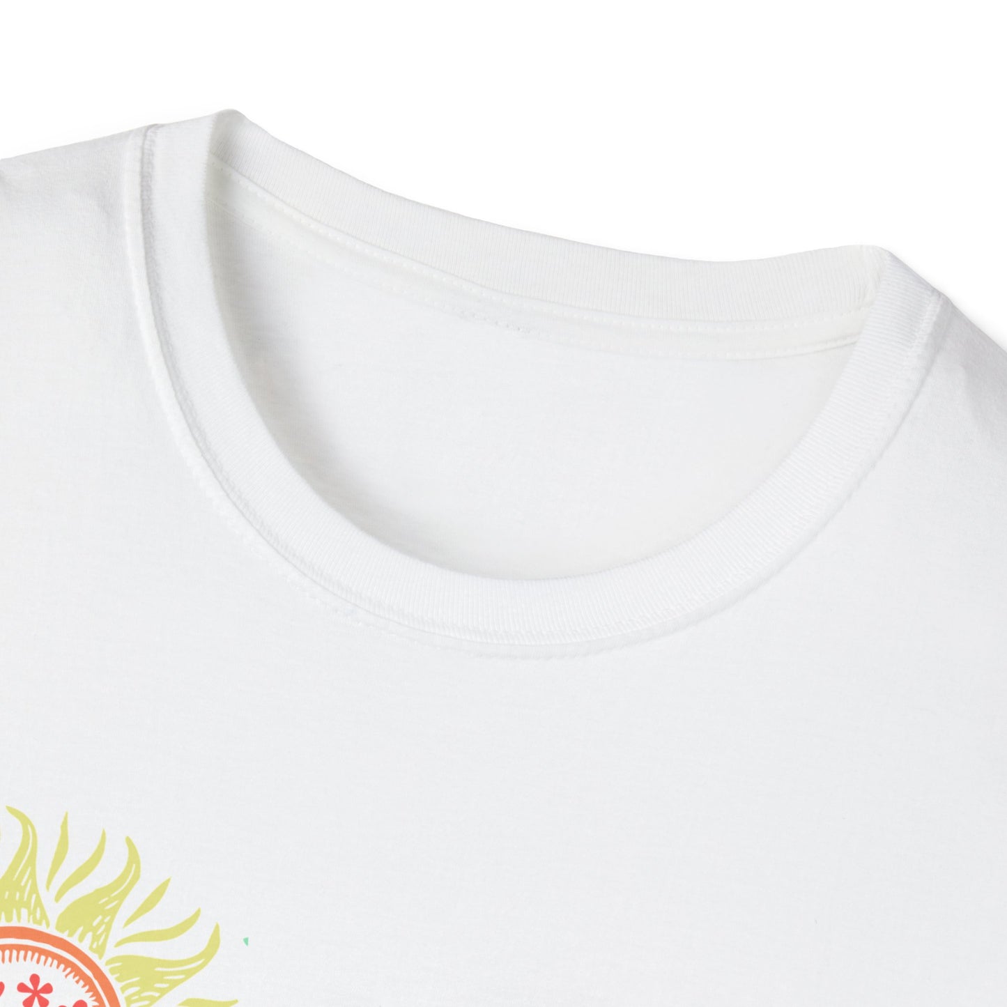 Adeventure Awaits outdoor V4 T-Shirt