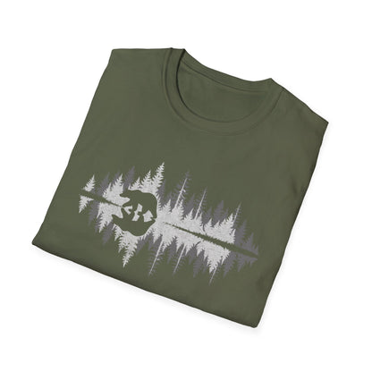 Retro Vintage Bear trees Outdoor Forest T-Shirt