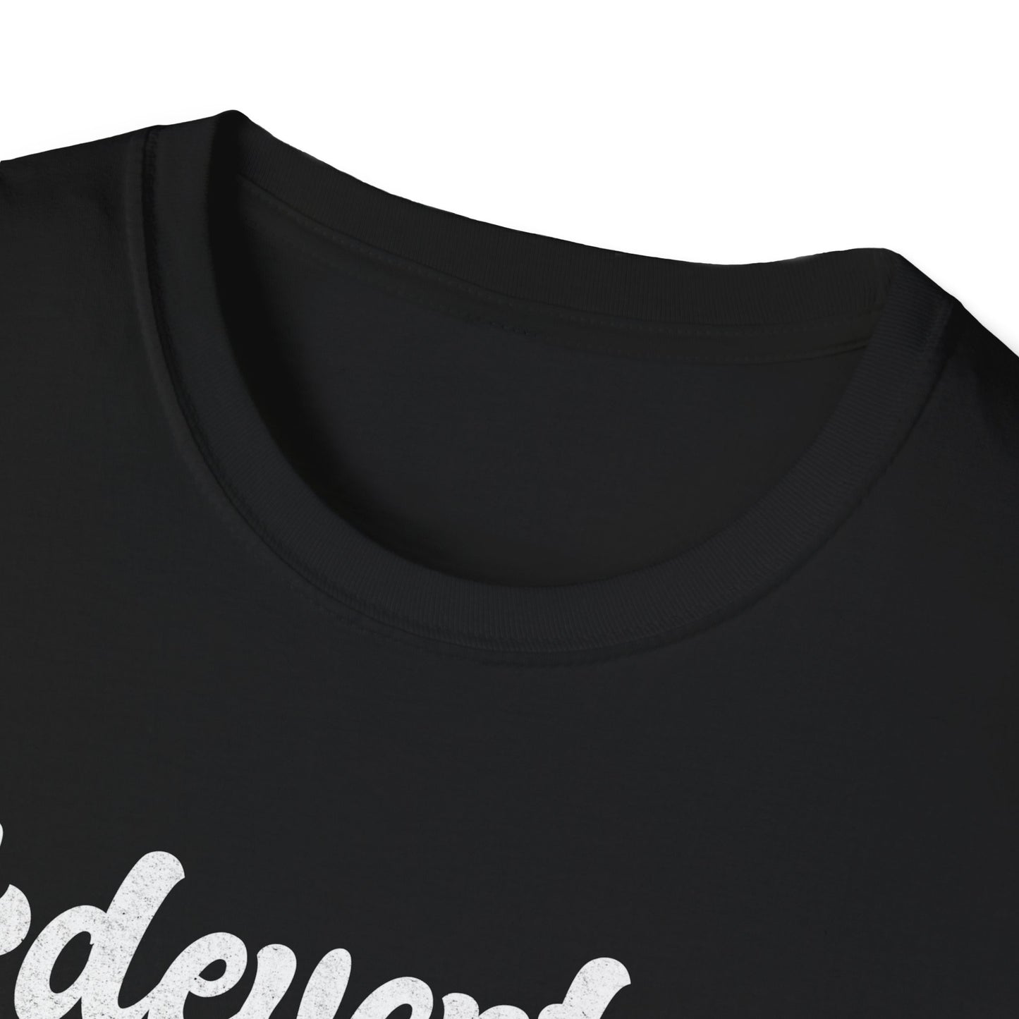 Adeventure Awaits outdoor V4 T-Shirt
