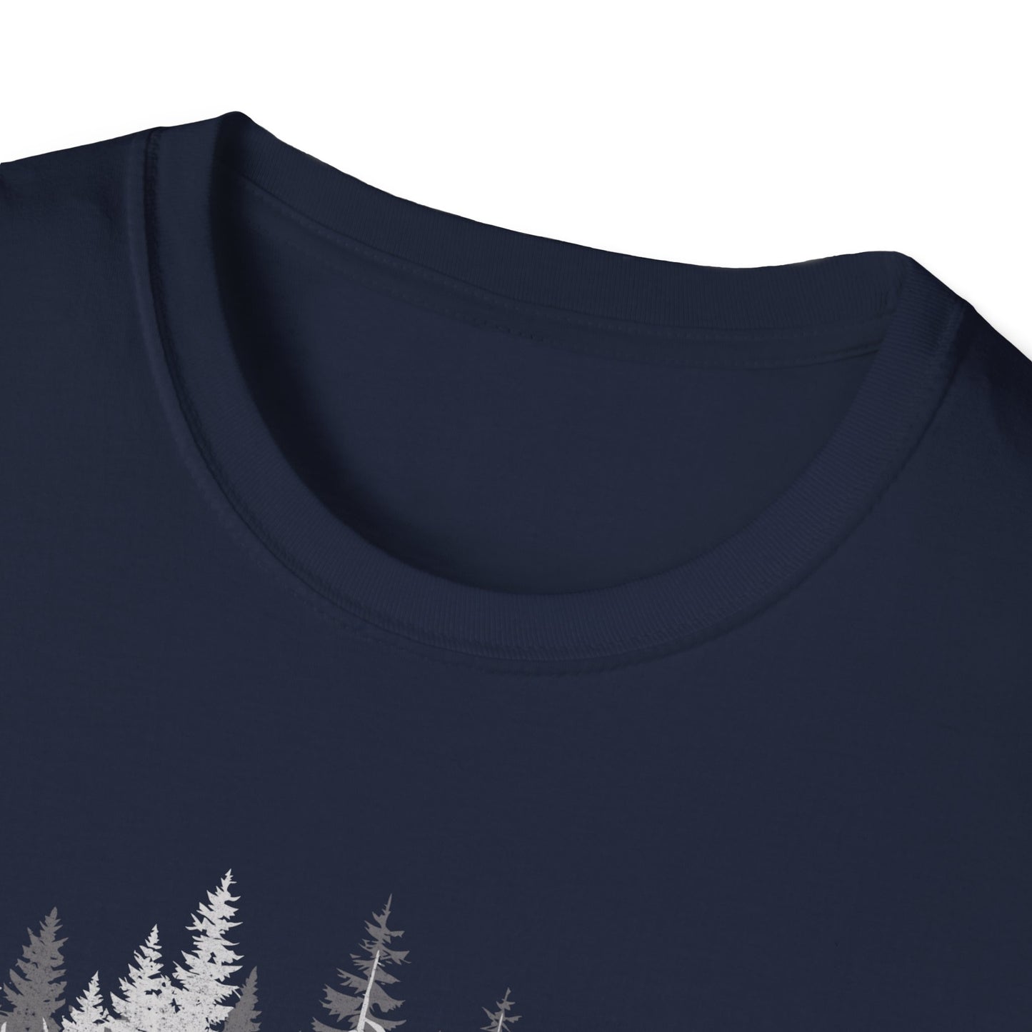 Retro Vintage Bear trees Outdoor Forest T-Shirt