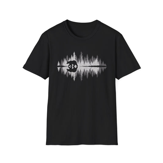 Retro Vintage Bear trees Outdoor Forest T-Shirt