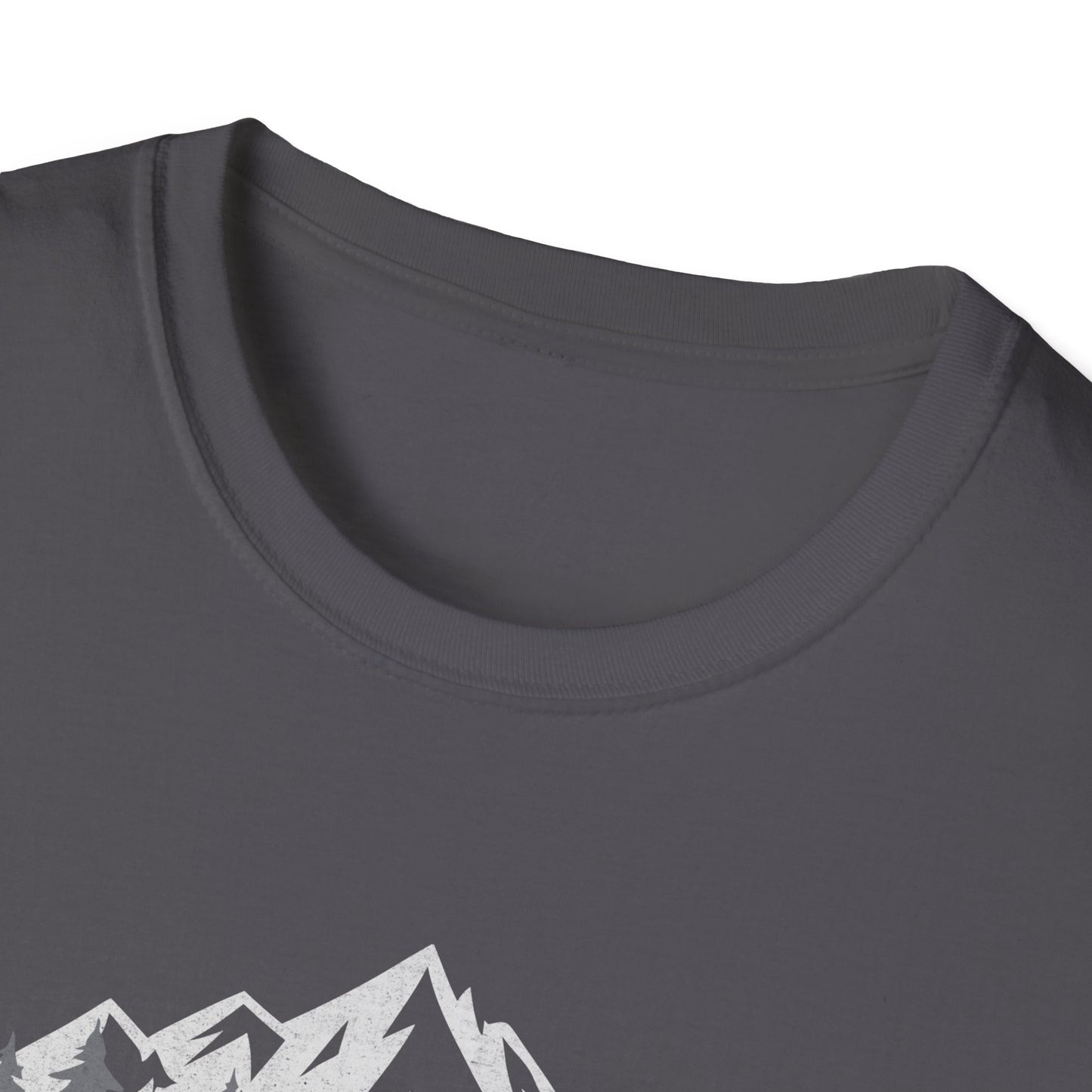 Mountains Art For outdoors hikers and nature lovers V2 T-Shirt