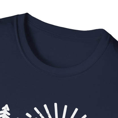 Adeventure Awaits outdoor V2 T-Shirt