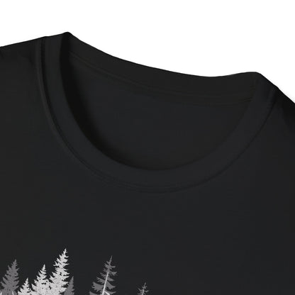 Retro Vintage Bear trees Outdoor Forest T-Shirt