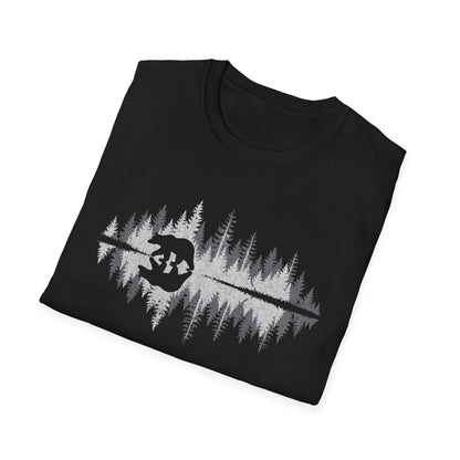 Retro Vintage Bear trees Outdoor Forest T-Shirt