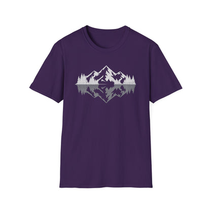 Mountains Art For outdoors hikers and nature lovers V1 T-Shirt