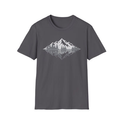 Mountains Art For outdoors hikers and nature lovers V2 T-Shirt
