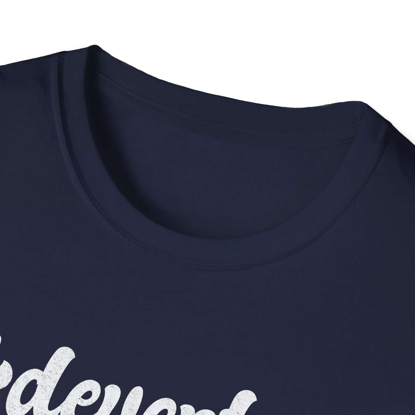 Adeventure Awaits outdoor V4 T-Shirt