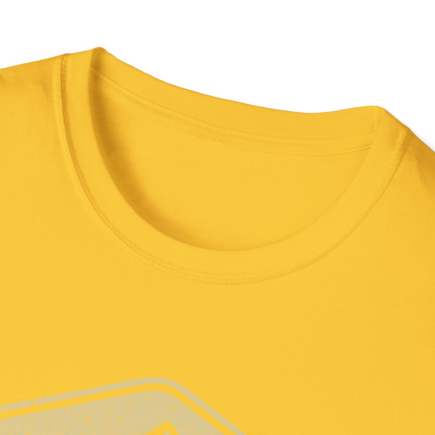 Adeventure Awaits outdoor V5 T-Shirt