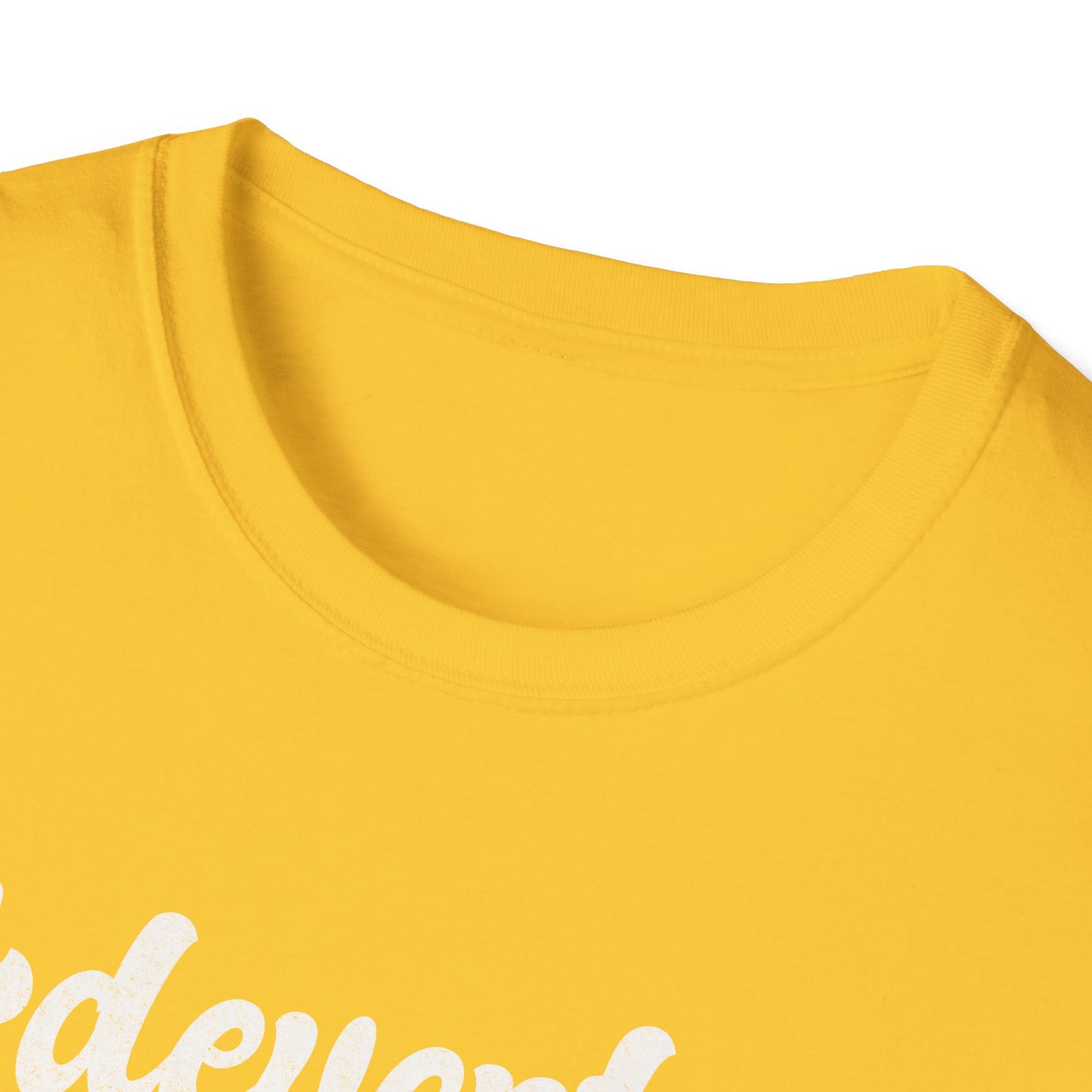 Adeventure Awaits outdoor V4 T-Shirt